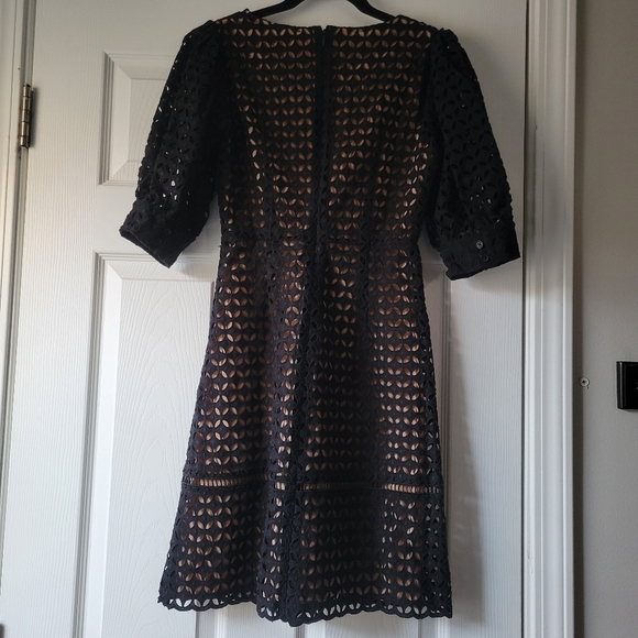 Michael Kors NWT Eyelet cotton dress size 0. - Picture 9 of 16